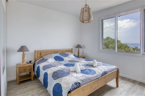Foto 15 - Appartamento con 2 camere da letto a Six-Fours-les-Plages con terrazza e vista mare