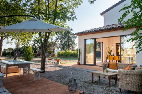 Foto 45 - Casa de 2 habitaciones en Roccastrada con jardín y vistas al mar