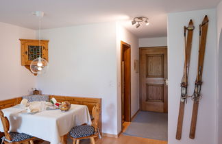 Photo 3 - 1 bedroom Apartment in Pontresina with garden and mountain view