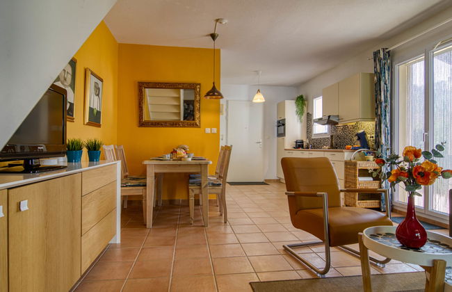Casa de 3 quartos em Nans-les-Pins com piscina e terraço - Foto 12