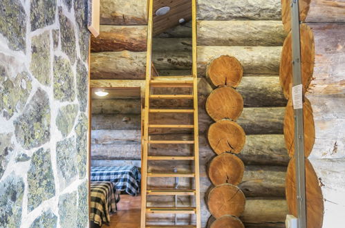 Foto 14 - Casa de 2 habitaciones en Inari con sauna y vistas a la montaña