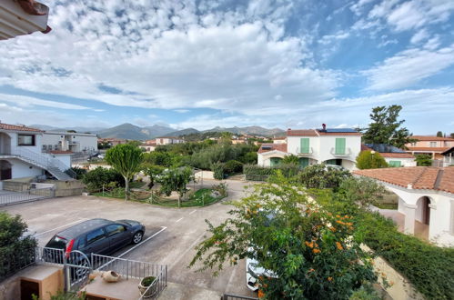 Photo 11 - Appartement de 2 chambres à San Teodoro avec vues à la mer