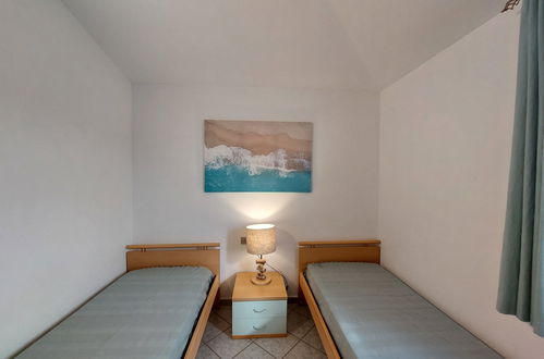 Foto 5 - Apartamento de 2 quartos em San Teodoro com vistas do mar