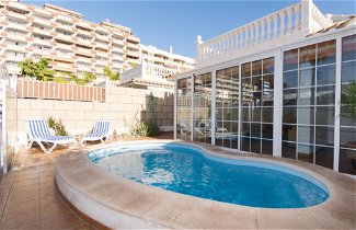 Foto 1 - Casa con 3 camere da letto a Arona con piscina privata e vista mare