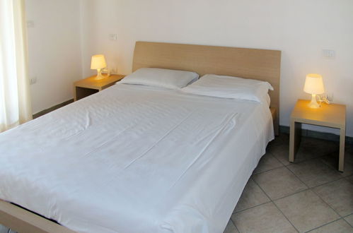 Photo 17 - 3 bedroom House in Trinità d'Agultu e Vignola with swimming pool and sea view