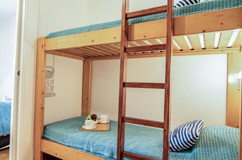 Foto 16 - Apartamento de 1 habitación en Fréjus con vistas al mar