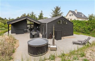 Foto 2 - Casa con 4 camere da letto a Blokhus con terrazza e sauna