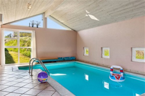 Photo 17 - Maison de 4 chambres à Blokhus avec piscine privée et terrasse
