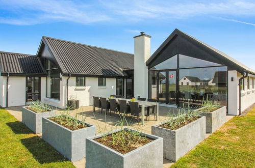 Photo 3 - 4 bedroom House in Lønstrup with private pool and terrace