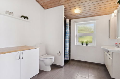 Foto 8 - Casa con 5 camere da letto a Blåvand con piscina privata e terrazza