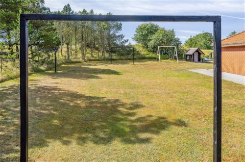 Foto 16 - Casa de 5 habitaciones en Blåvand con piscina privada y terraza