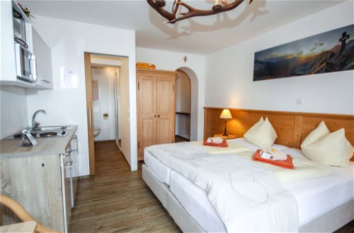 Foto 9 - Apartment mit 5 Schlafzimmern in Neukirchen am Großvenediger mit garten und blick auf die berge
