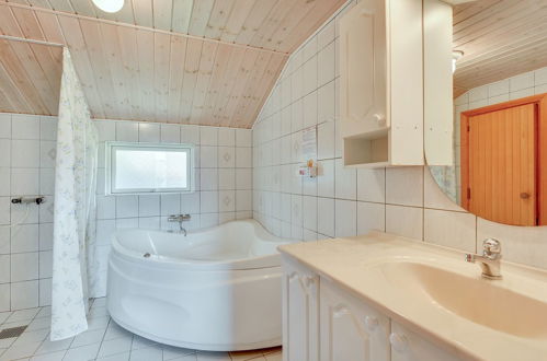 Foto 22 - Casa de 3 habitaciones en Blåvand con terraza y sauna