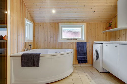 Foto 20 - Casa de 3 quartos em Væggerløse com terraço e sauna