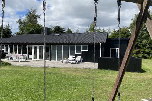 Photo 1 - Maison de 4 chambres à Væggerløse avec piscine privée et terrasse