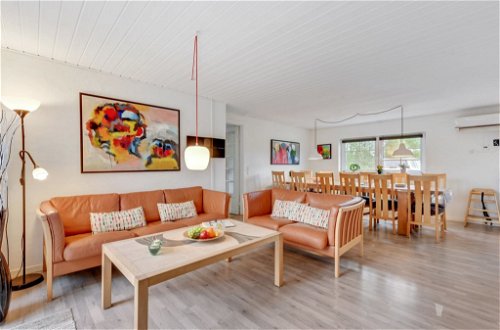 Foto 5 - Casa de 6 quartos em Ulfborg com piscina privada e terraço