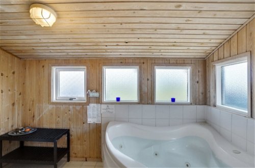 Foto 17 - Casa de 4 quartos em Hvide Sande com terraço e sauna