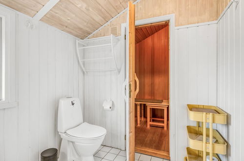 Foto 7 - Casa con 3 camere da letto a Rindby Strand con terrazza e sauna