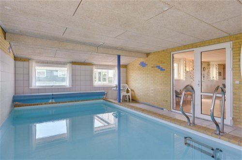 Foto 17 - Haus mit 4 Schlafzimmern in Ringkøbing mit privater pool und terrasse