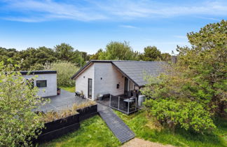 Photo 2 - Maison de 3 chambres à Rindby Strand avec terrasse et bain à remous