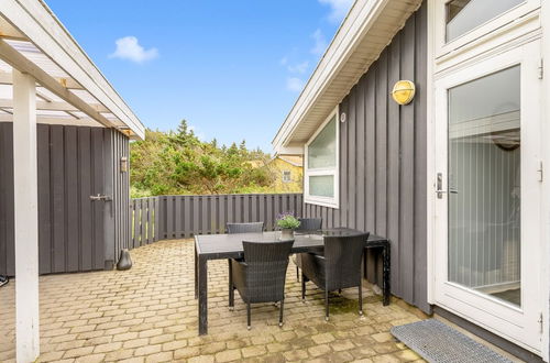 Foto 14 - Casa de 3 quartos em Klitmøller com terraço e sauna