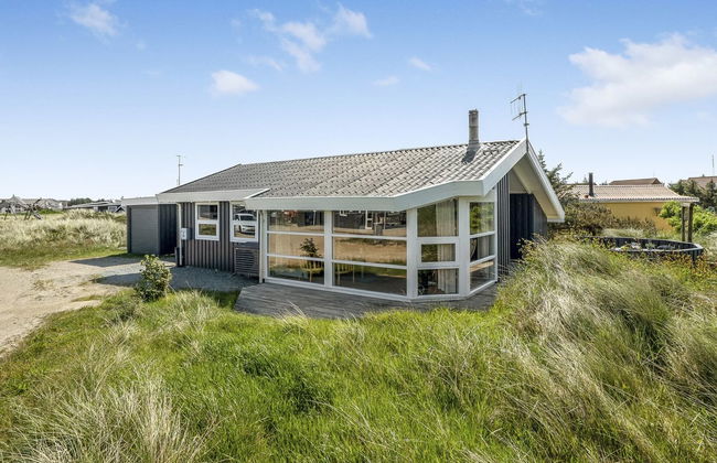 Casa de 3 quartos em Klitmøller com terraço e sauna - Foto 1