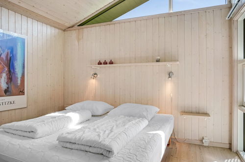 Foto 9 - Casa de 4 quartos em Blokhus com terraço e sauna