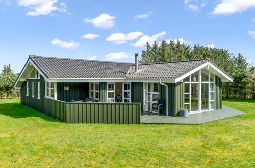 Foto 4 - Haus mit 4 Schlafzimmern in Blokhus mit terrasse und sauna