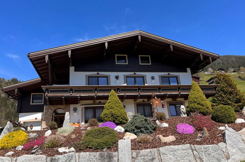 Foto 57 - Apartamento de 4 quartos em Bramberg am Wildkogel com terraço e vista para a montanha