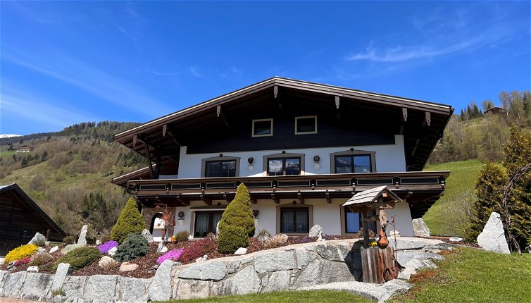 Photo 1 - 4 bedroom Apartment in Bramberg am Wildkogel with terrace and mountain view