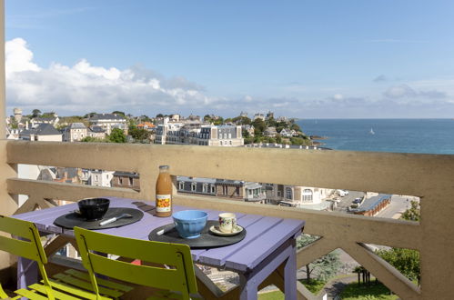 Foto 19 - Apartamento en Dinard con terraza y vistas al mar