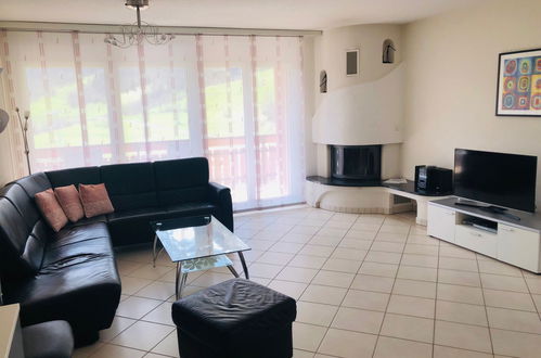 Foto 2 - Apartamento de 2 quartos em Leukerbad com vista para a montanha