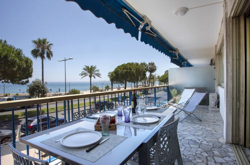 Foto 18 - Apartamento de 1 quarto em Cagnes-sur-Mer com piscina e jardim