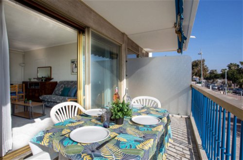 Photo 20 - 1 bedroom Apartment in Cagnes-sur-Mer with swimming pool and sea view