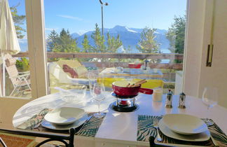 Photo 3 - Apartment in Crans-Montana with swimming pool and mountain view