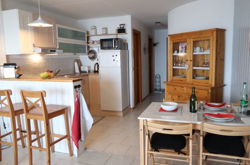 Photo 2 - 1 bedroom Apartment in Sainte-Croix with mountain view