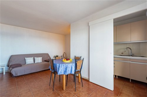 Foto 6 - Apartamento de 2 habitaciones en Cavalaire-sur-Mer con terraza y vistas al mar