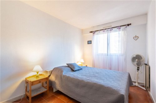 Foto 10 - Apartment mit 2 Schlafzimmern in Cavalaire-sur-Mer mit terrasse und blick aufs meer