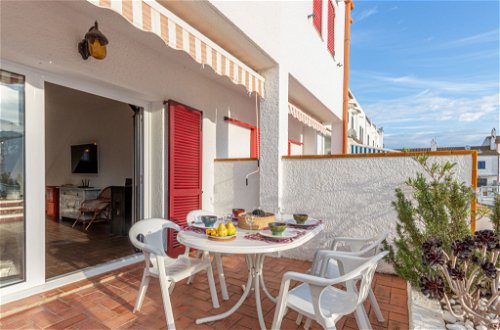 Photo 22 - Maison de 3 chambres à Castelló d'Empúries avec terrasse et vues à la mer