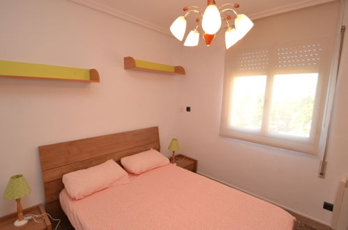 Foto 4 - Apartamento de 3 habitaciones en Salou con piscina y jardín