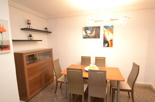 Photo 6 - 3 bedroom Apartment in Salou with swimming pool and garden