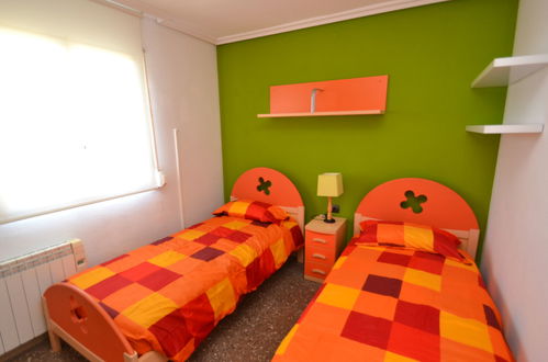 Foto 5 - Apartamento de 3 quartos em Salou com piscina e jardim