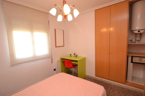 Foto 12 - Apartamento de 3 quartos em Salou com piscina e jardim