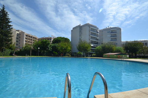 Foto 22 - Apartamento de 3 quartos em Salou com piscina e jardim