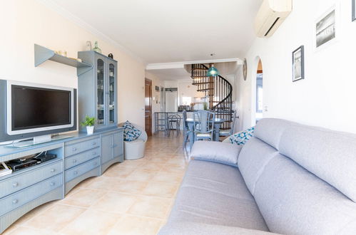 Photo 10 - 2 bedroom Apartment in Castelló d'Empúries with garden and terrace