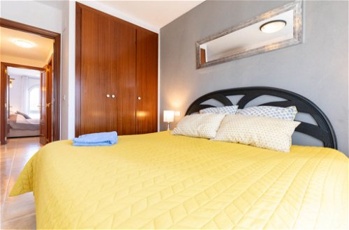 Photo 18 - Appartement de 2 chambres à Castelló d'Empúries avec terrasse et vues à la mer