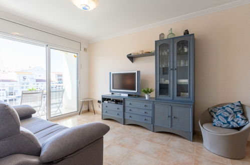 Photo 7 - Appartement de 2 chambres à Castelló d'Empúries avec terrasse et vues à la mer
