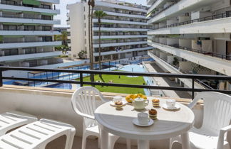 Foto 2 - Apartamento de 1 habitación en Salou con piscina y vistas al mar