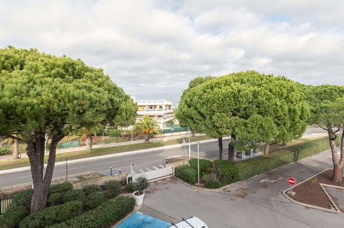 Foto 17 - Appartamento a Le Grau-du-Roi con piscina e vista mare