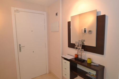 Foto 13 - Apartamento de 3 quartos em Salou com piscina e jardim